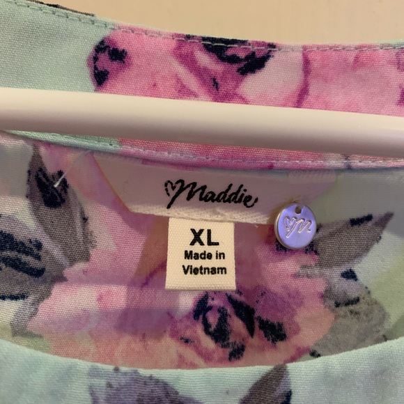 Maddie Floral Blouse - Picture 4 of 4